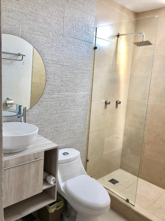 Jr Suite En Zona Residencial Linda Vista - Magnifica Ubicacion Y Tranquilidad. Монтерей Екстериор снимка